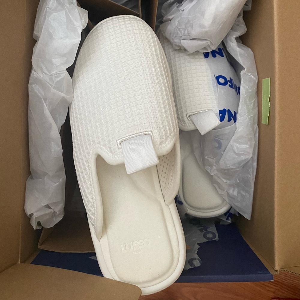 NEW Lusso Cloud "Pelli" Waffle mules Bright White woman size 10 (men 8)